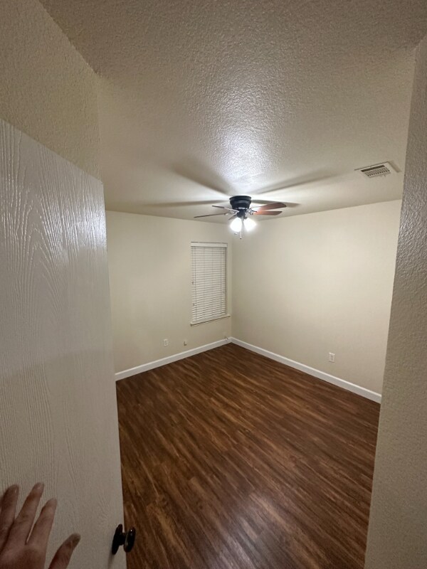 Building Photo - 1324 Sierra Blanca Dr