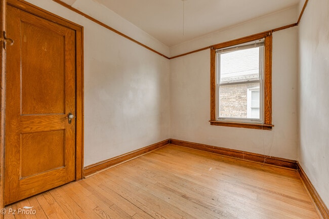 Building Photo - 4759 S Springfield Ave