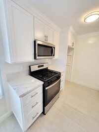 Building Photo - 8919 Longden Ave