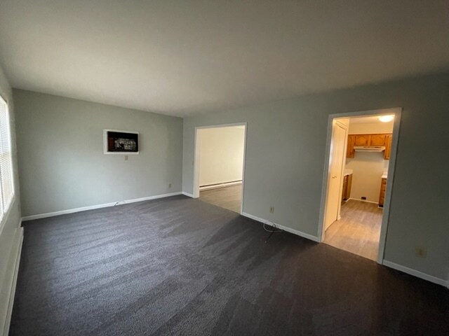 Building Photo - 534 S College Dr