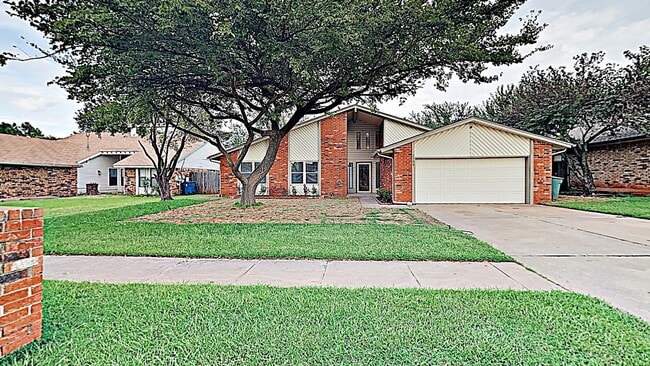 Building Photo - Beautiful 4 Bedroom 2 Bath in Edmond