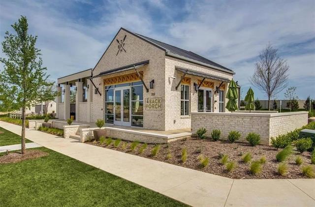 Building Photo - 908 Lamp Post Ln