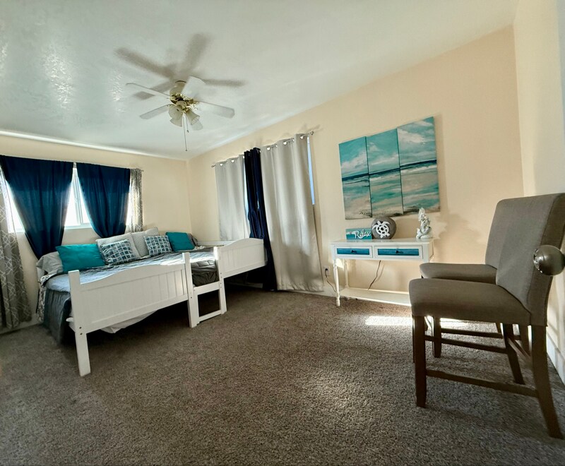 Building Photo - 2688 Daytona Ave