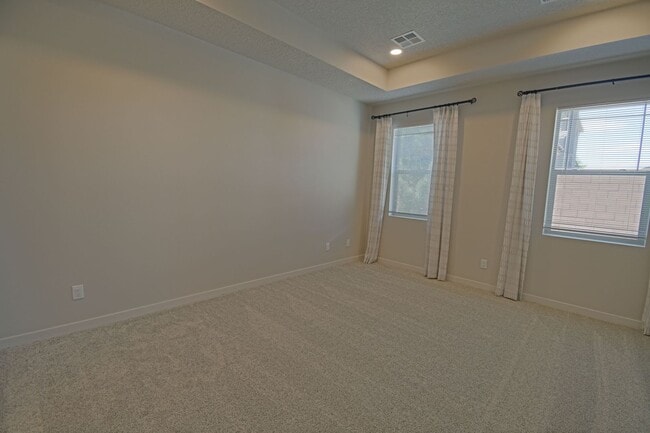 Building Photo - 4bd/3ba Spacious Home Available in the North Valley!