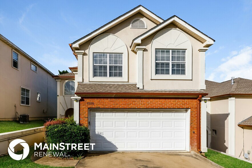 Primary Photo - 1220 Riverford Dr