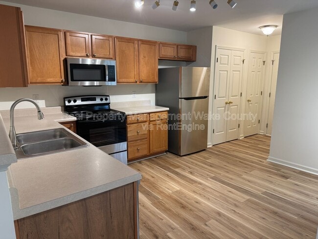 Building Photo - 2617 Vega Ct