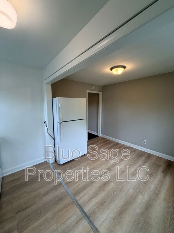 Building Photo - 56 W Albemarle Ave