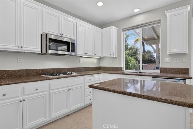 Building Photo - 11217 Ravenna Ln