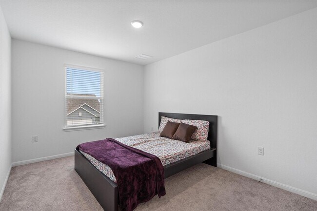 Building Photo - 1617 Purple Martin Dr