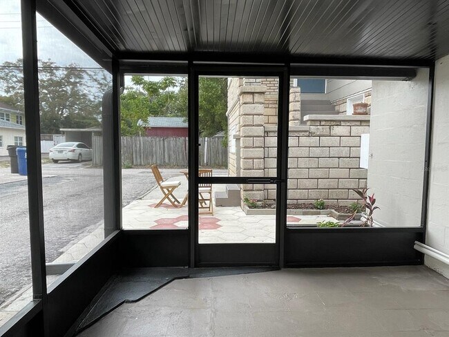 Building Photo - 2624 12th St N