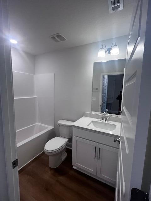 Building Photo - 2587 Cliff Hollow Cir