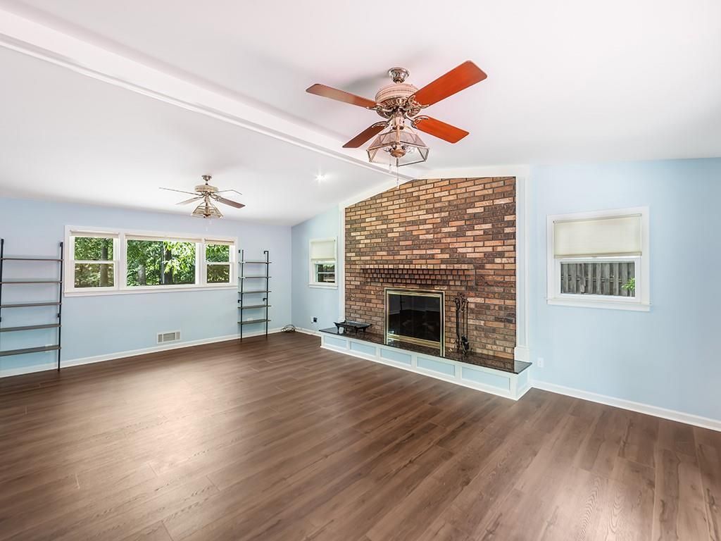 Building Photo - 1179 Pathfinder Rd