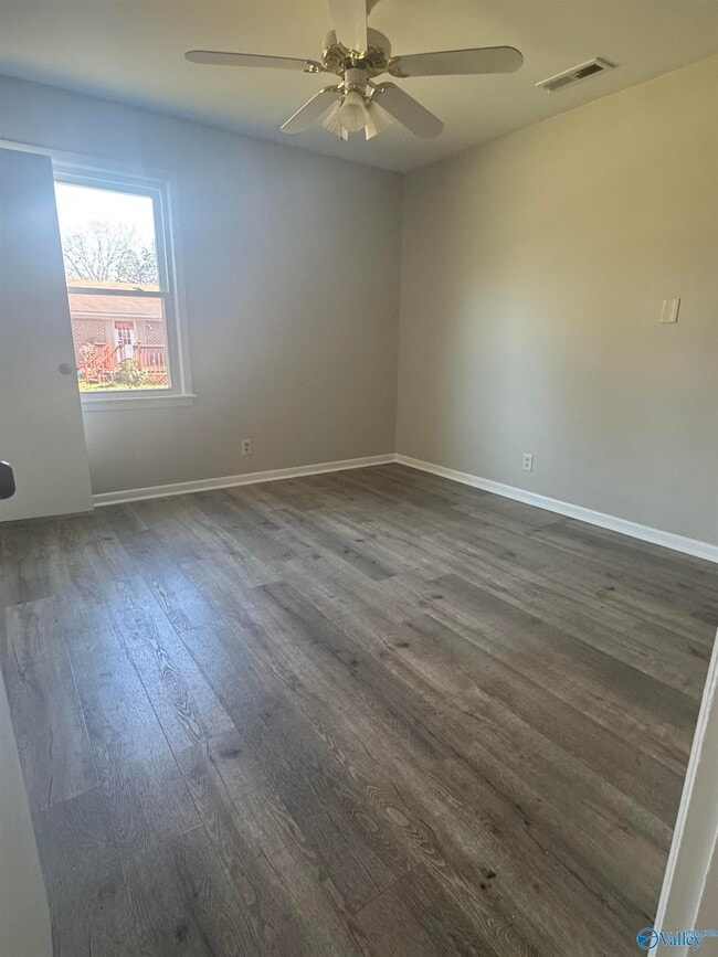 Building Photo - 3003 Turf Ave NW