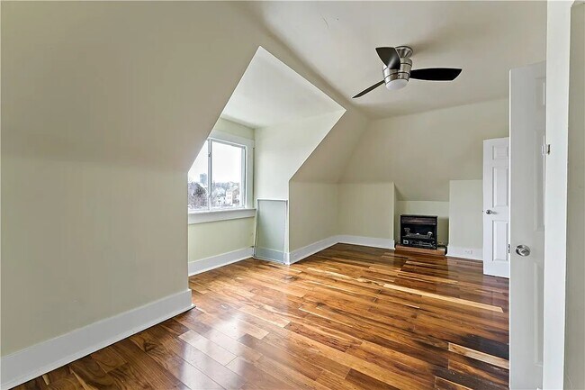 Building Photo - 317 Kearsarge St