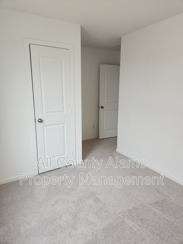 Building Photo - 6616 Dali Bnd