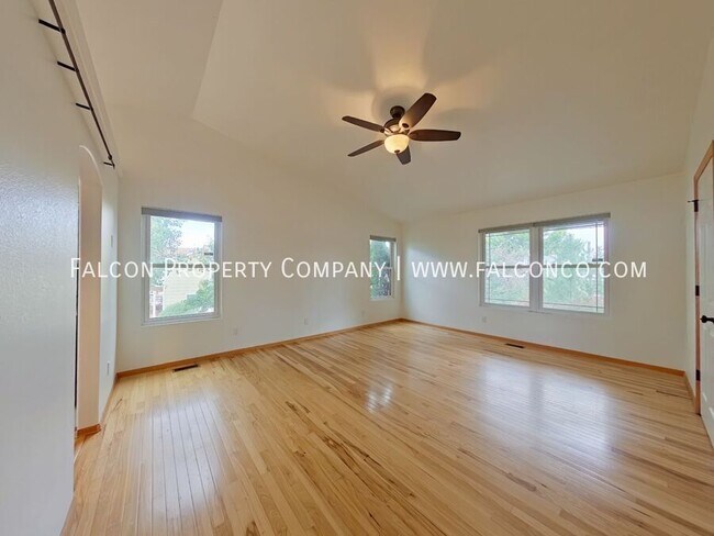 Building Photo - 8093 Fort Smith Rd