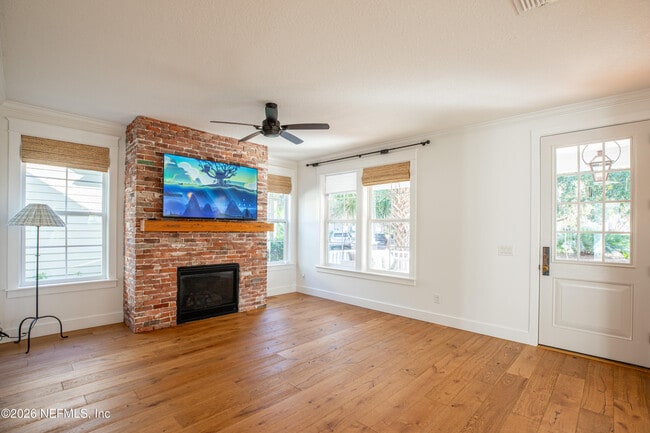 Building Photo - 11 Mascotte Pl