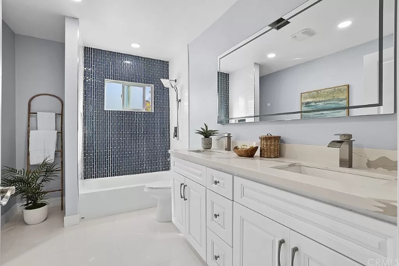 Building Photo - 846 W 29th St