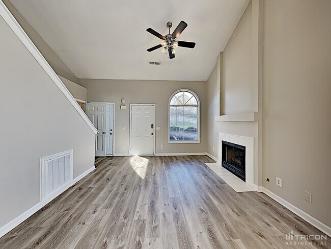 Building Photo - 4242 Tenneyson Lane Austell GA