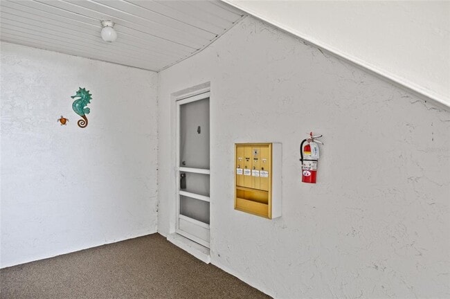 Building Photo - 379 S McMullen Booth Rd