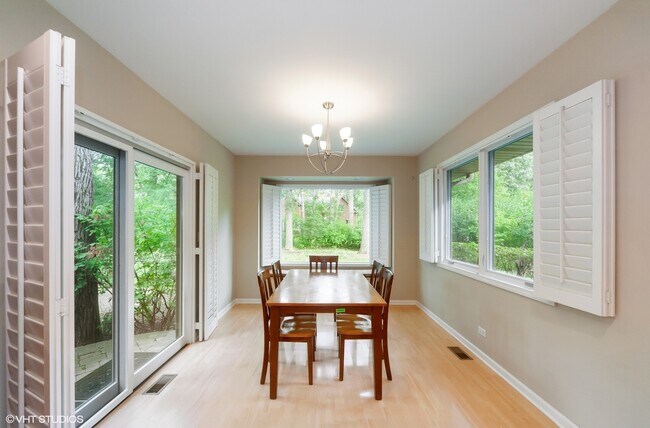 Building Photo - 50 Cedar Ln