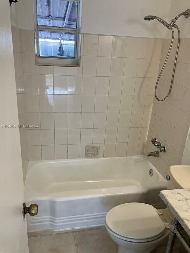 Building Photo - 5730 SW 37th St