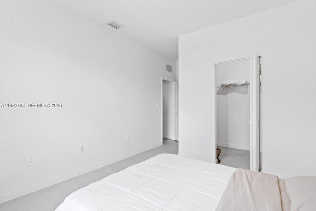 Building Photo - 11932 SW 241 Ter