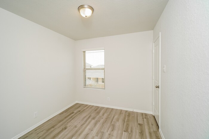 Building Photo - 5114 Jade Crossing