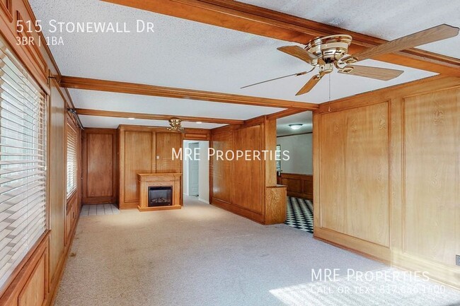 Building Photo - 515 Stonewall Dr
