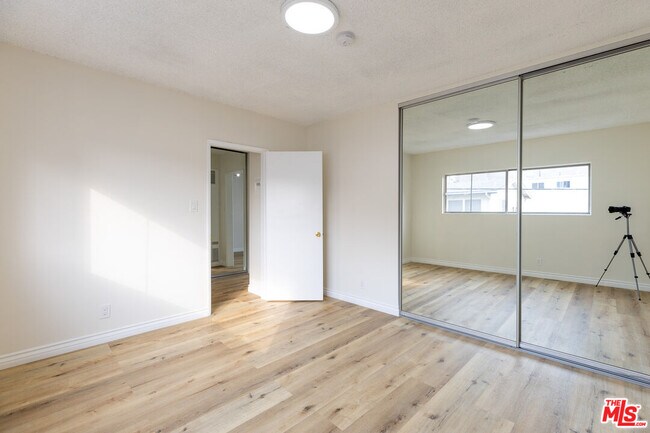 Building Photo - 1295 Federal Ave