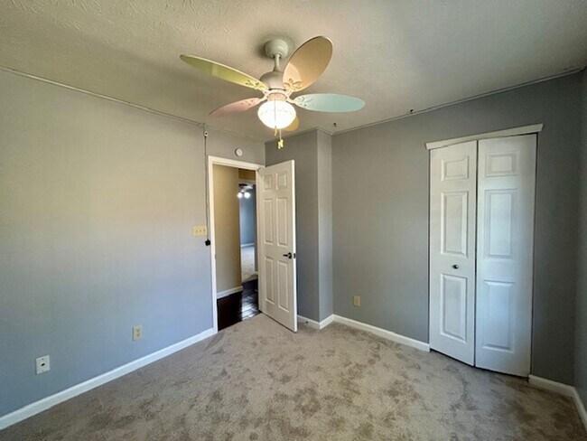 Building Photo - Charming 4-Bedroom Home Near Morse Park & ...
