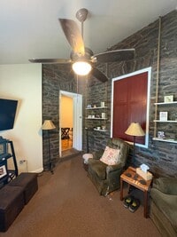 Building Photo - 266 Shelmire St