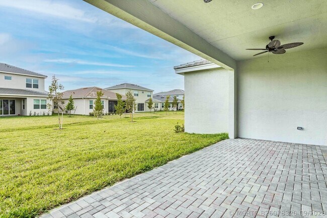 Building Photo - 16287 Melogold Dr