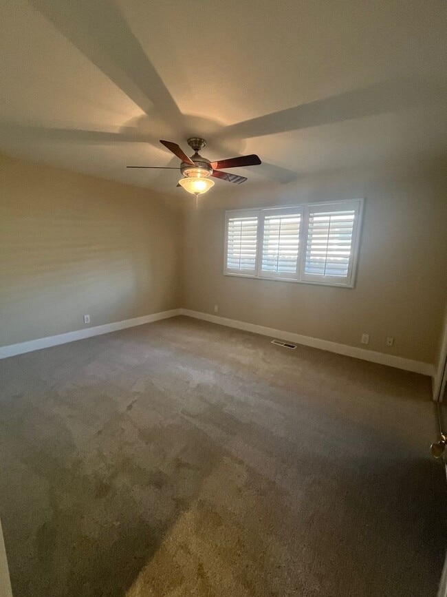 Building Photo - Renovated Two Bedroom Home in Rincon Valley