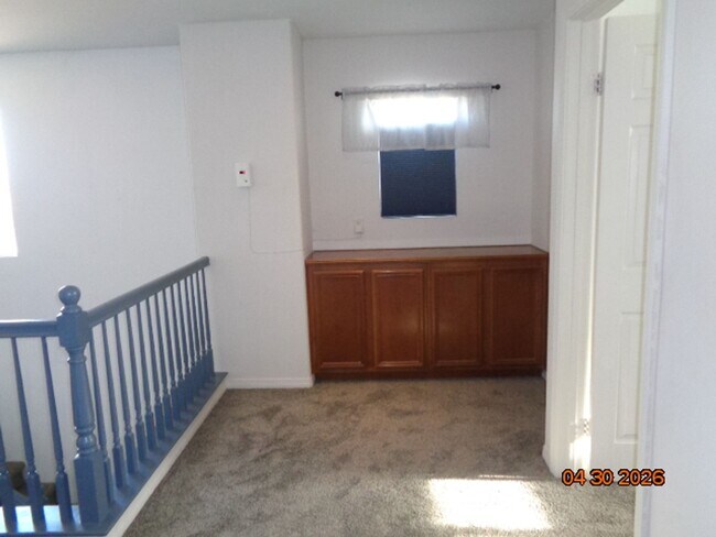 Building Photo - Spacious 4 Bedroom with RV Access in Rosamond