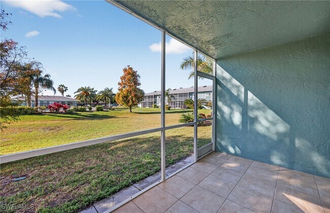 Building Photo - 144 Cypress Way E