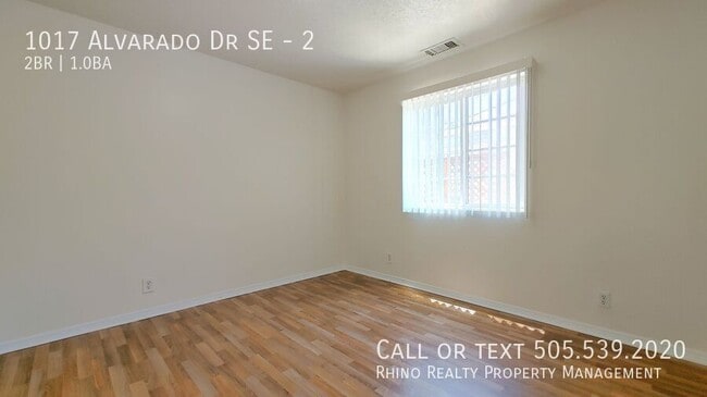 Building Photo - 1017 Alvarado Dr SE