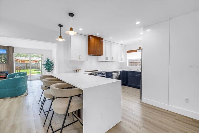 Building Photo - 412 Mira Vista Dr