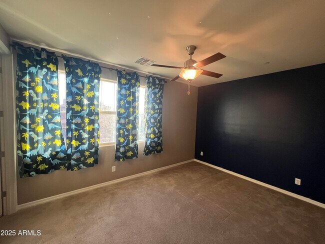 Building Photo - 21284 W Almeria Rd