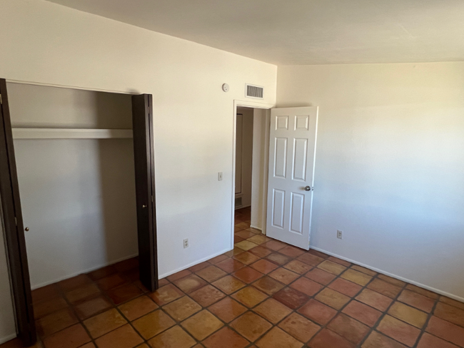 Building Photo - 7410 N Patriot Dr
