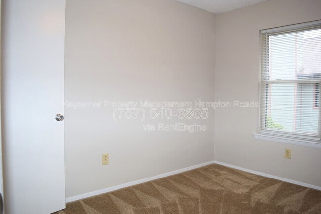 Building Photo - 1412 Woodscape Ln