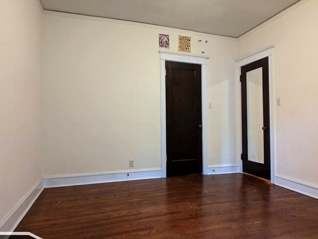 Building Photo - 2825 W Logan Blvd