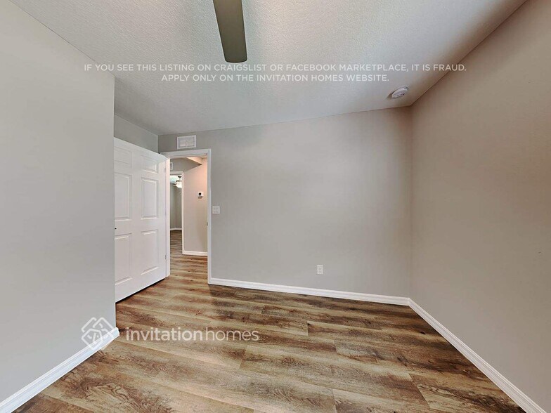 Building Photo - 312 NW 12th Pl