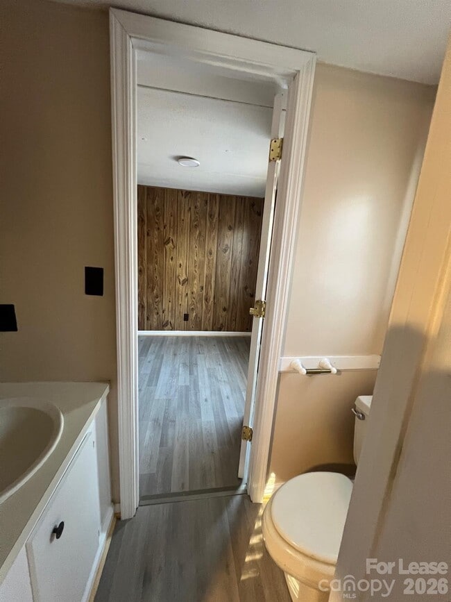 Building Photo - 108 Ricks Ln