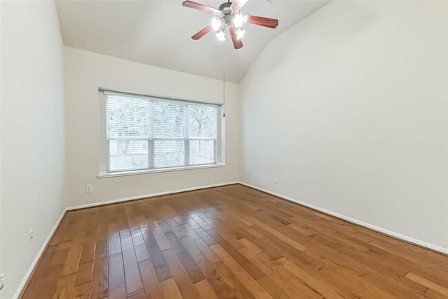 Building Photo - 12935 Bedford Falls Dr