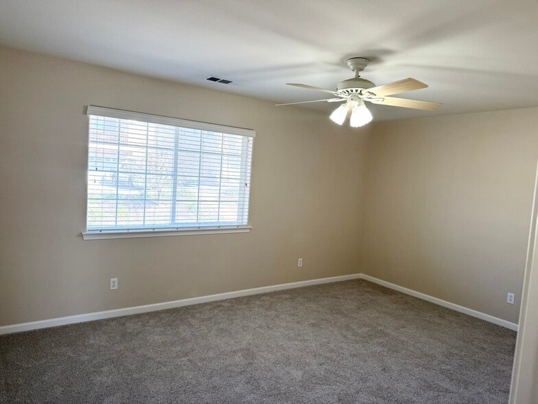 Building Photo - 861 Marlbank Pl