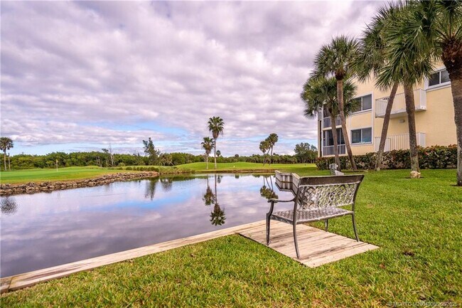 Building Photo - 5553 NE Gulfstream Way