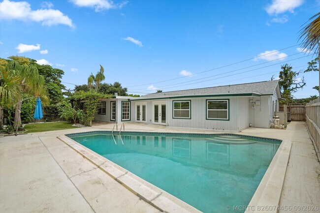 Building Photo - 12069 Easterly Ave