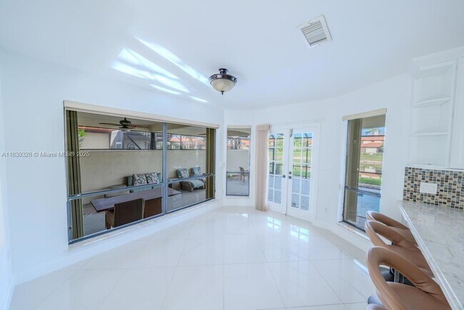 Building Photo - 22599 Esplanada Cir
