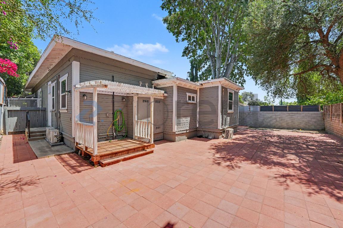 Building Photo - Unit 1333